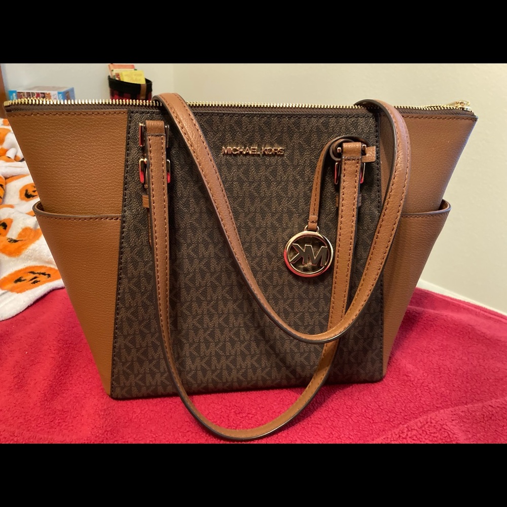 Michael Kors Shoulder Bag